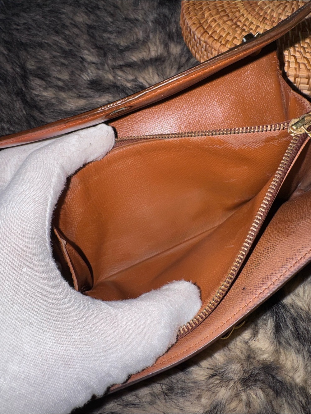 Louis Vuitton monogram sarah wallet, converted Crossbody vintage - Picture 9 of 17